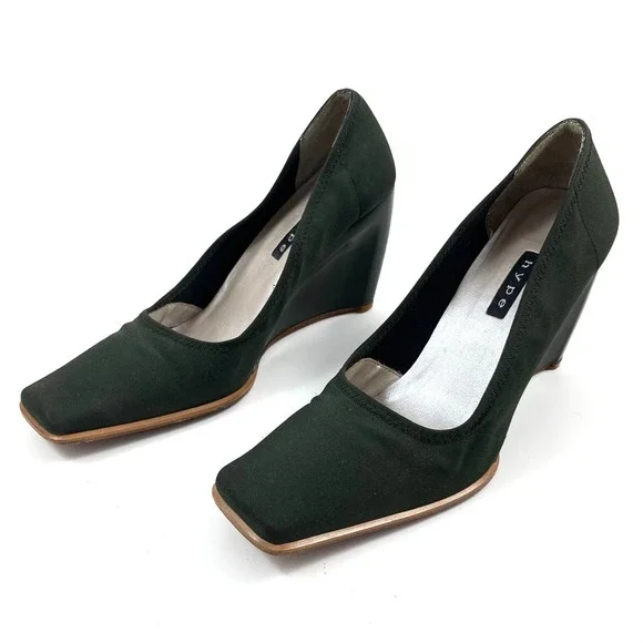 ❌SOLD❌ Vintage 90's HYPE Spain dark green wedge square toe shoes - Picture 2 of 13